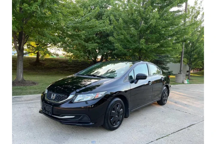 $6997 : 2015 Civic LX image 10