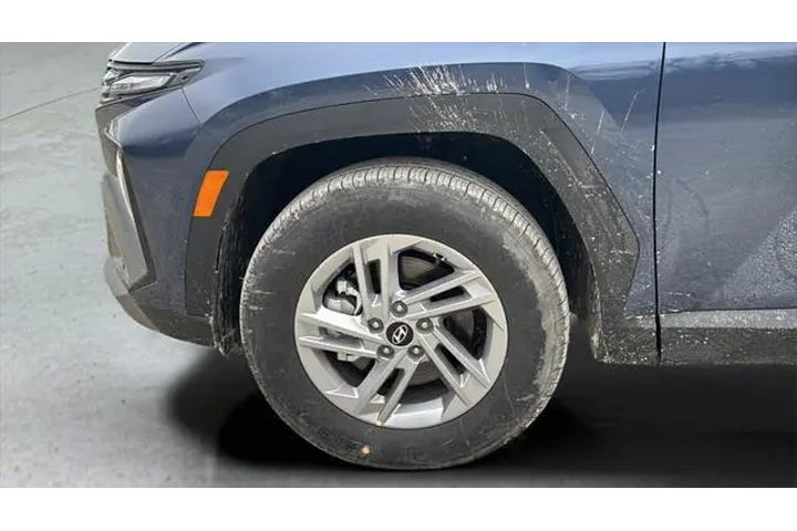 $25035 : Hyundai TUCSON 2026 AWD SE 4 image 9