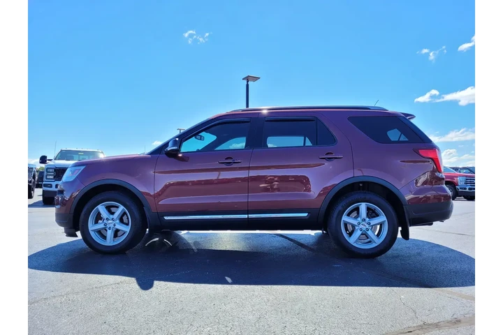 $15989 : Ford Explorer 2018 XLT 4dr S image 7