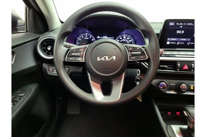 $20998 : Kia Forte 2024 LXS 4dr Sedan image 10