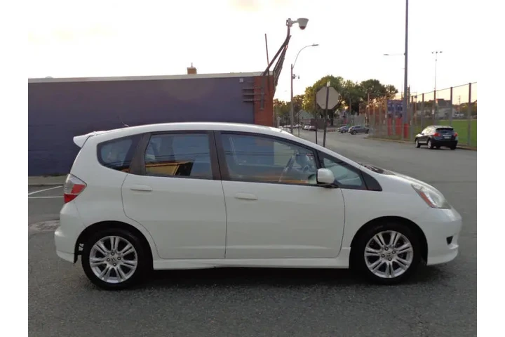$4950 : 2009 Fit Sport w/Navi image 5