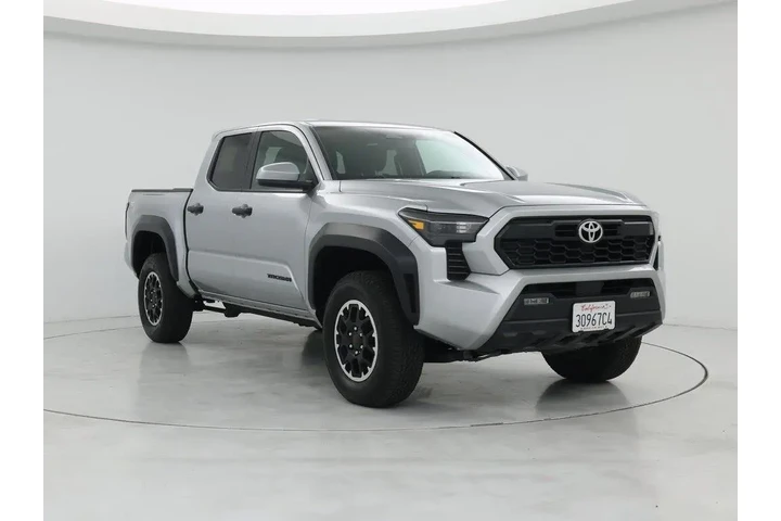 $39998 : Toyota Tacoma 2025 4x4 SR5 4 image 1