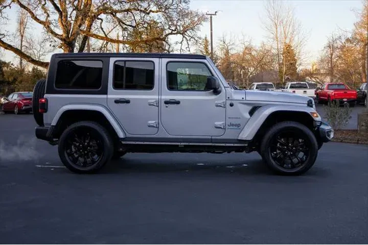 $31995 : Jeep Wrangler 2023 4x4 Sahar image 6