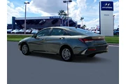 $18823 : Hyundai ELANTRA 2024 SEL 4dr thumbnail