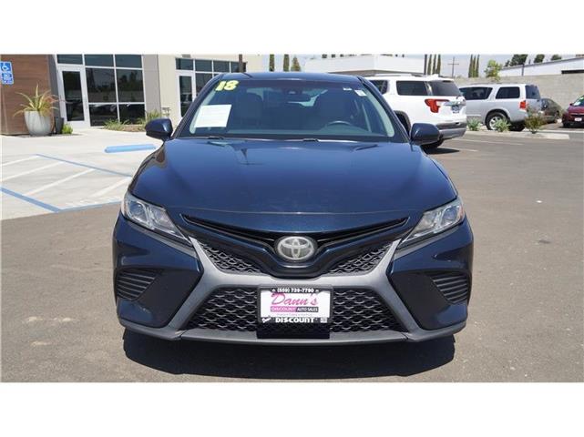 $21499 : 2018 Camry SE Sedan 4D image 3