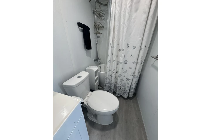 $1000 : SE RENTA APARTAMENTO image 3