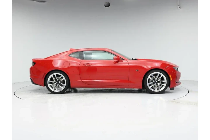 $29998 : Chevrolet Camaro 2021 LT 2dr image 7