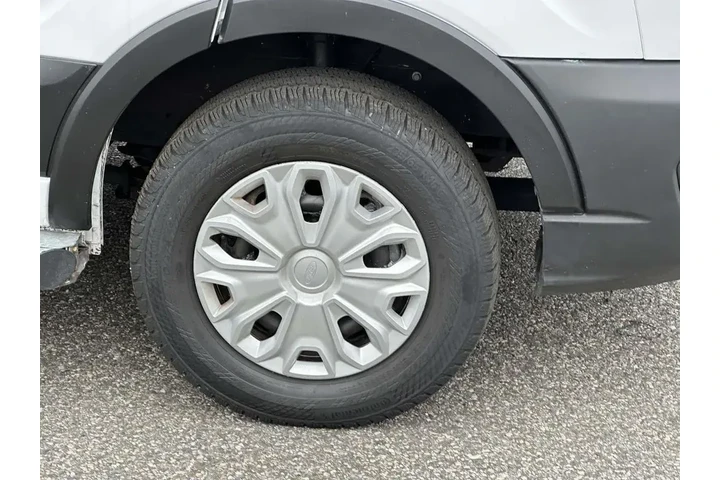 $35478 : Ford Transit 2024 250 3dr SW image 7