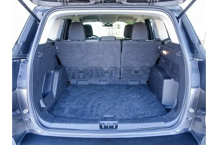 $8298 : Ford Escape 2019 SE 4dr SUV image 6