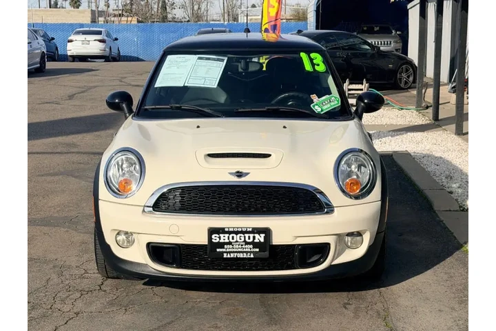 $9995 : 2013 MINI Hardtop image 2