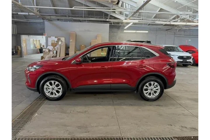 $28964 : Ford Escape 2023 AWD Active image 5