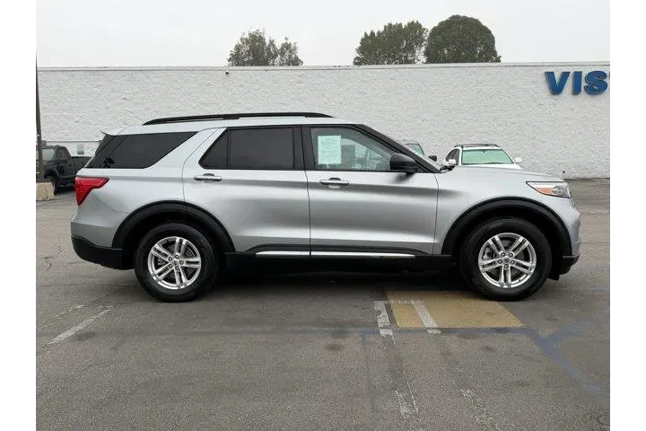$24995 : Ford Explorer 2022 XLT 4dr S image 8