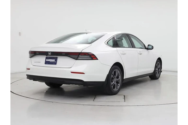 $26998 : Honda Accord 2023 EX 4dr Sed image 8