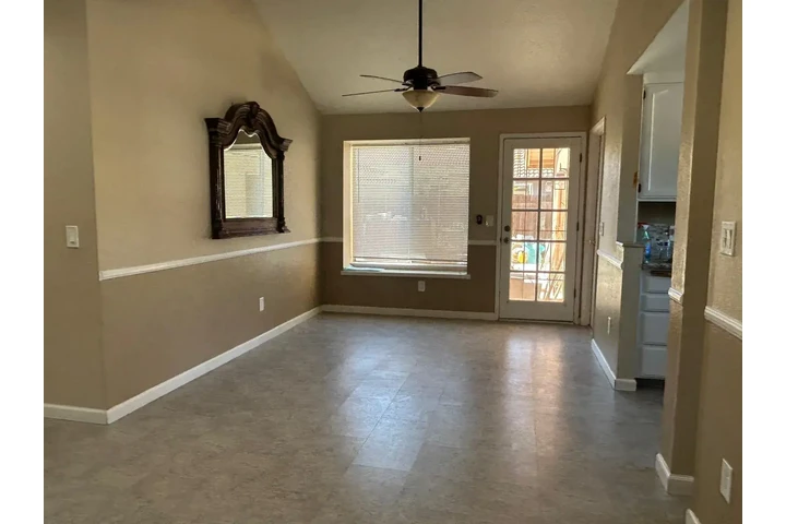 $1000 : Home for rent image 7