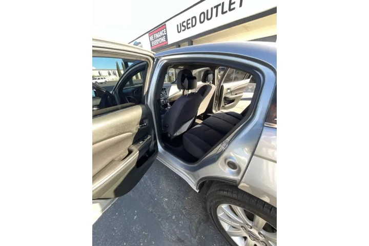 2014 200 Touring image 8