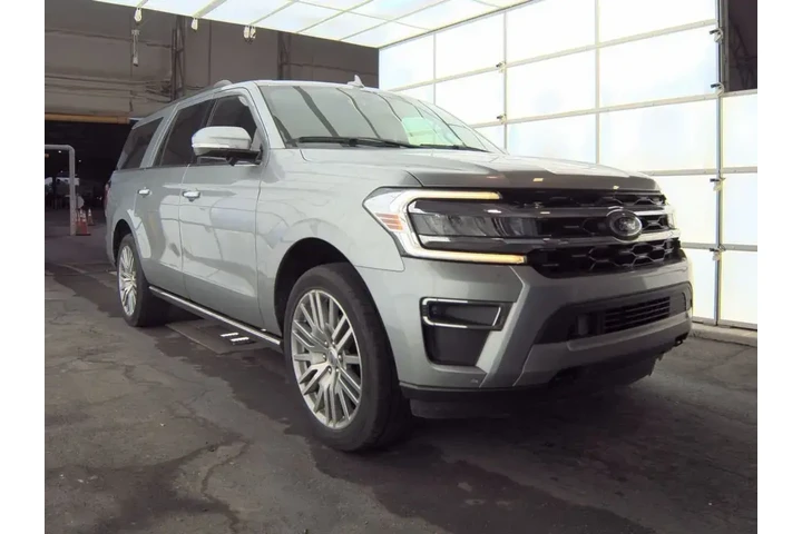 $39990 : Ford Expedition MAX 2023 4x4 image 3