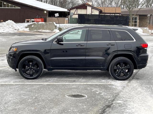 $15999 : 2015 Grand Cherokee 4WD 4dr A image 4