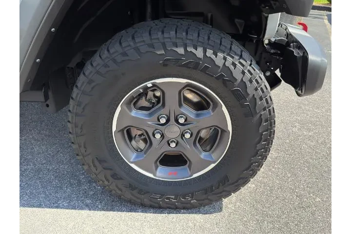 $39960 : Jeep Gladiator 2023 4x4 Rubi image 10