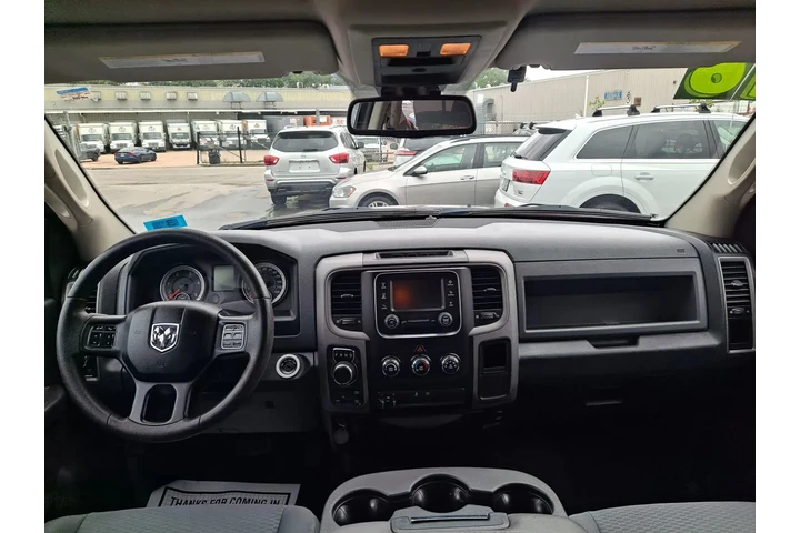 $13900 : 2016 RAM 1500 QUAD CAB TRADES image 9