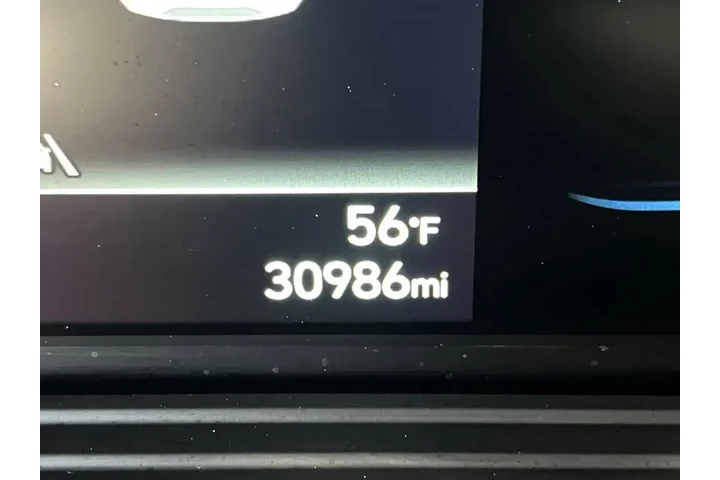 $17500 : Hyundai VENUE 2023 SE 4dr Cr image 5