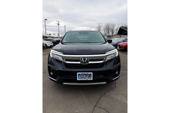 $18500 : 2019 Pilot Touring w/Rear Cap image 5