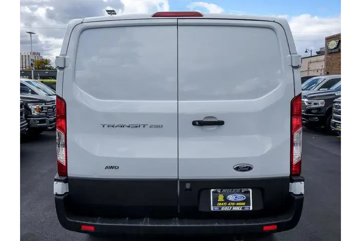 $27933 : Ford Transit 2021 AWD 250 3d image 6