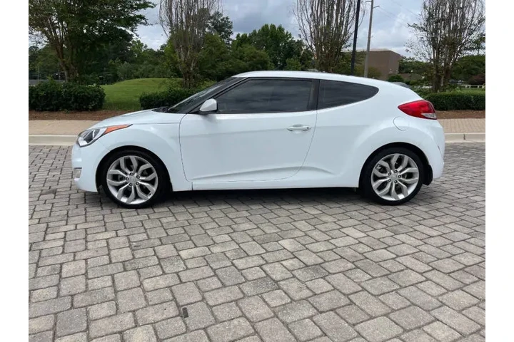$5800 : 2017 Veloster image 7