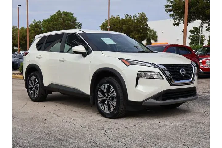 $19299 : Nissan Rogue 2023 AWD SV 4dr image 2