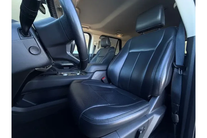 $39244 : Ford Expedition 2024 4x4 XLT image 6