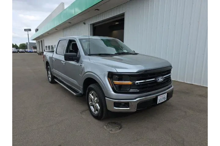 $39900 : Ford F-150 2025 4x2 XLT 4dr image 1