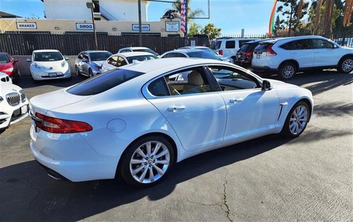 $14495 : 2013 XF image 8