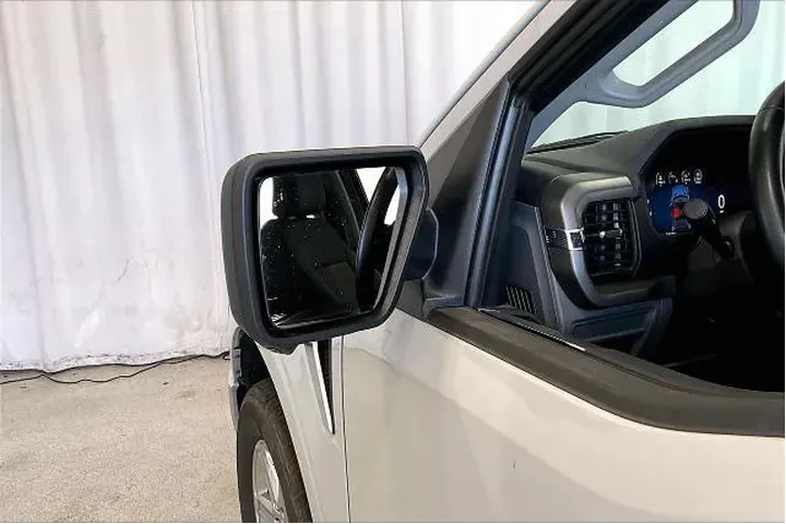 $38981 : Ford F-150 2024 4x4 XLT 4dr image 10