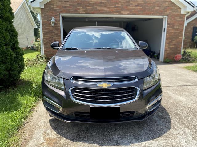 $4000 : 2015 Chevrolet Cruze 1LT image 1