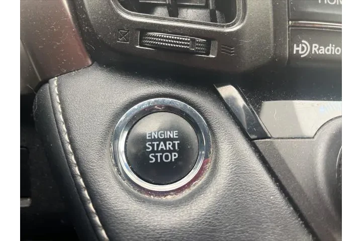 $15500 : Toyota RAV4 2018 AWD XLE 4dr image 7