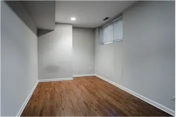 $3000 : Rental property with 3 bedro image 6