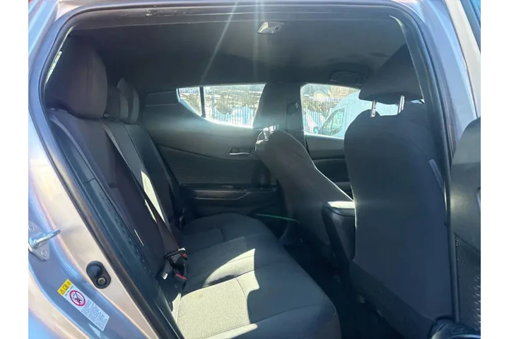 $12499 : 2019 C-HR LE image 10