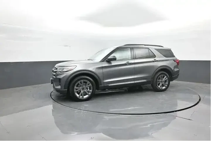 $39981 : Ford Explorer 2025 AWD Activ image 4
