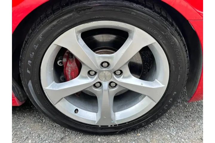 $18550 : 2015 Camaro SS image 10