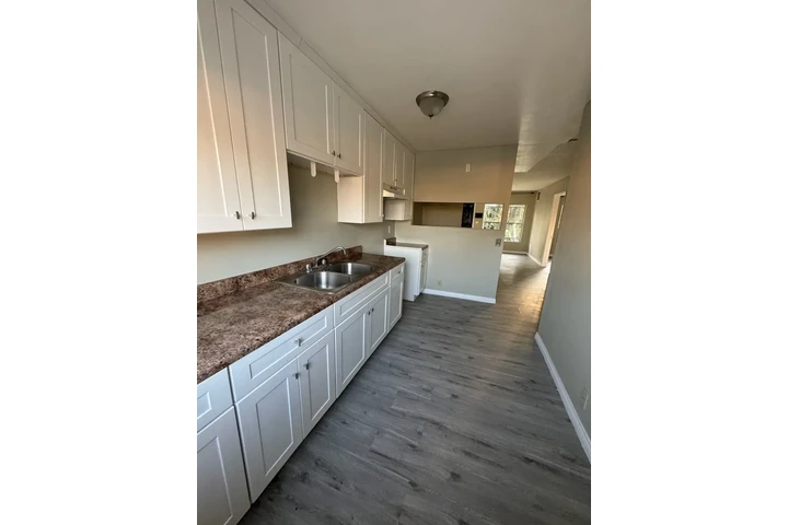 $2050 : 88th St./Avalon- 2 recs/1 bano image 4