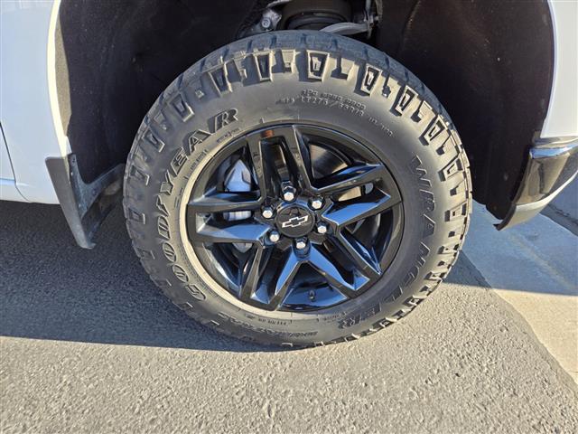 $38091 : Pre-Owned 2021 Silverado 1500 image 3