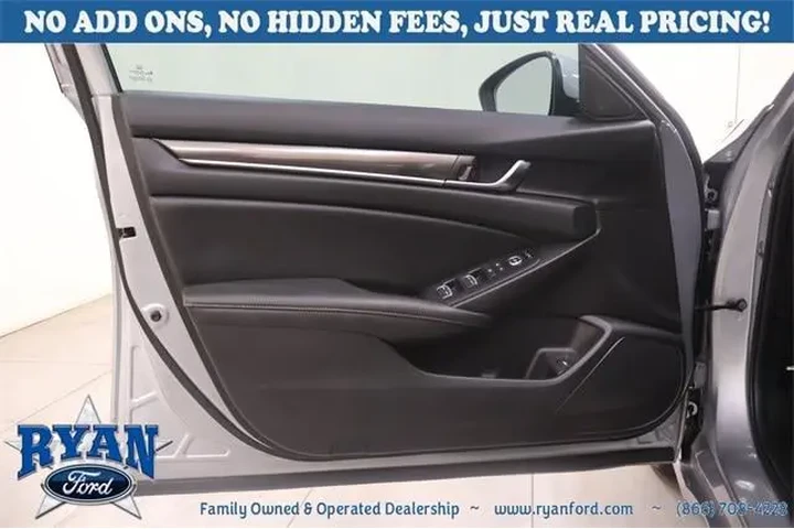 Honda Accord 2019 Sport 4dr image 9