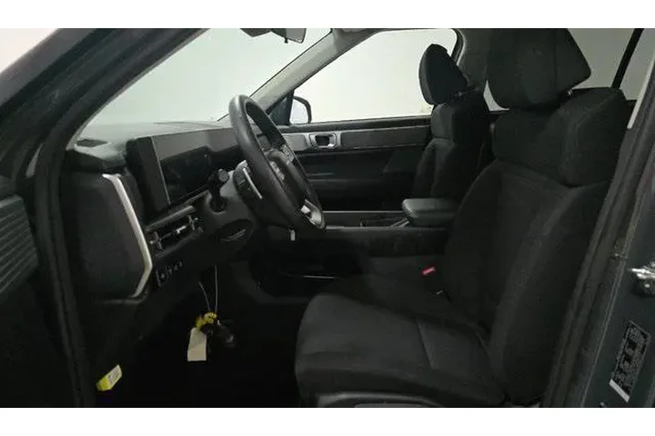 $27291 : Hyundai SANTA FE 2024 SE 4dr image 5