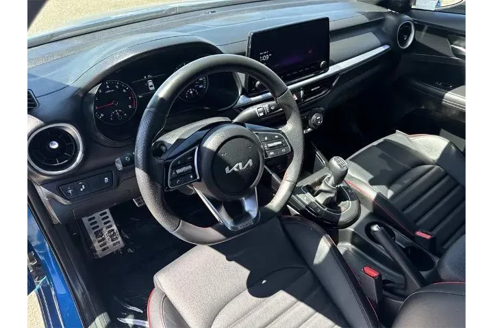 $19800 : Kia Forte 2024 GT 4dr Sedan image 8