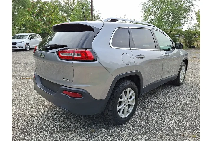 $11999 : Jeep Cherokee 2017 4x4 Latit image 5