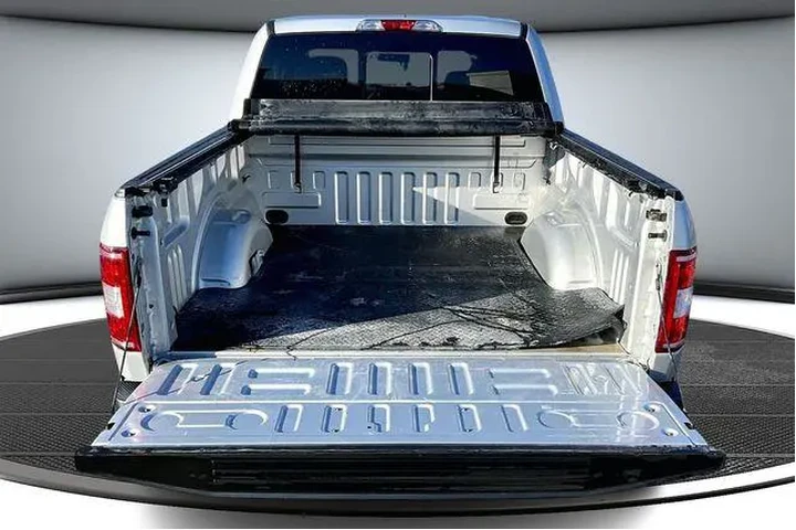 $21000 : Ford F-150 2019 4x4 XLT 4dr image 5