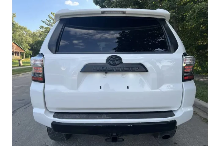 $29997 : 2019 4Runner TRD Off-Road Pre image 7