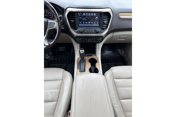 $18995 : 2017 GMC Acadia Denali image 9