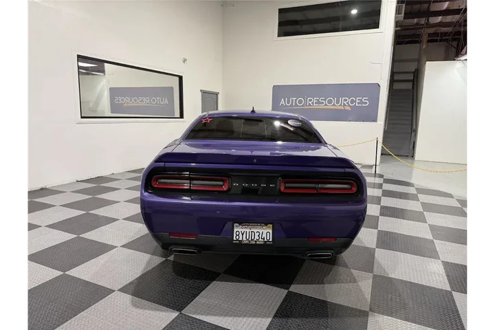 $17884 : Challenger 2016 image 5