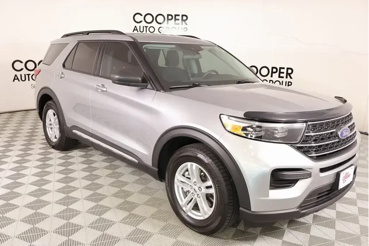 $27997 : Ford Explorer 2023 XLT 4dr S image 1