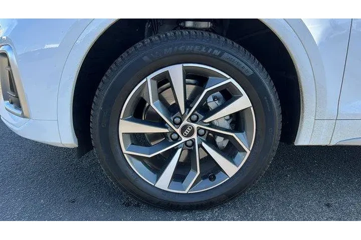 $31984 : Audi Q5 2022 AWD quattro S l image 10